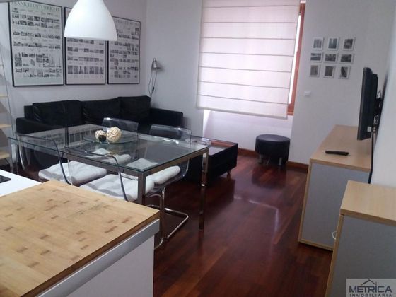 Foto 1 de Venta de piso en Centro - Salamanca de 2 habitaciones con aire acondicionado y calefacción