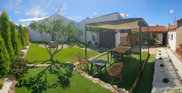 Foto 1 de Casa en venda a Robliza de Cojos de 3 habitacions amb terrassa i piscina