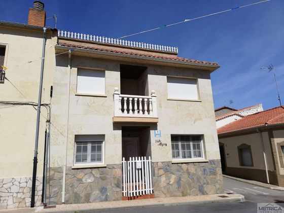 Foto 2 de Casa en venda a Aldearrubia de 4 habitacions amb terrassa i calefacció