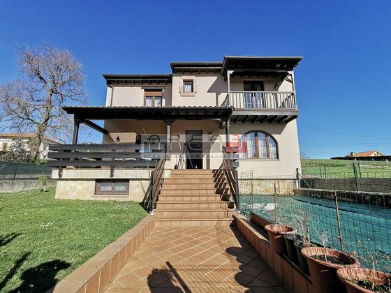 Foto 1 de Casa en venda a Bárcena de Cicero de 4 habitacions amb terrassa i garatge