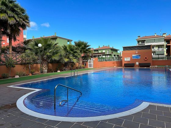 Foto 1 de Pis en venda a calle Princesa Arminda de 1 habitació amb terrassa i piscina