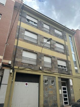 Foto 1 de Pis en venda a calle Cardenal Cisneros de 2 habitacions amb garatge i calefacció