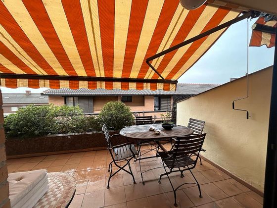 Foto 2 de Casa adosada en venta en La Vega de 3 habitaciones con terraza y garaje