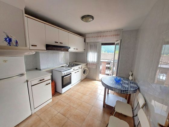 Foto 2 de Pis en venda a Bedia de 3 habitacions amb balcó