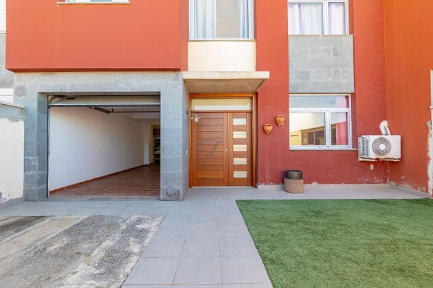 Foto 2 de Casa adossada en venda a Pozo Izquierdo de 4 habitacions amb terrassa i garatge