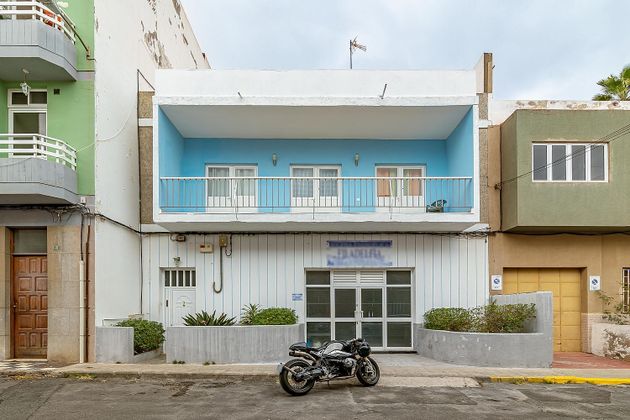 Foto 1 de Casa en venda a Las Torres de 3 habitacions amb terrassa i garatge