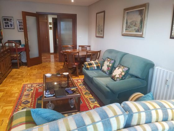Foto 1 de Pis en venda a Centro - Ourense de 3 habitacions amb balcó i calefacció