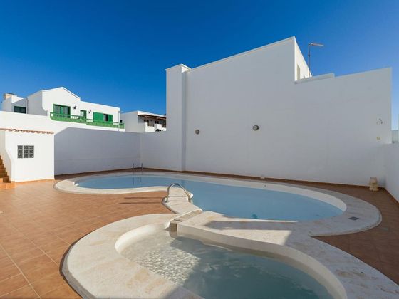 Foto 1 de Casa en venda a Playa Honda de 4 habitacions amb terrassa i piscina