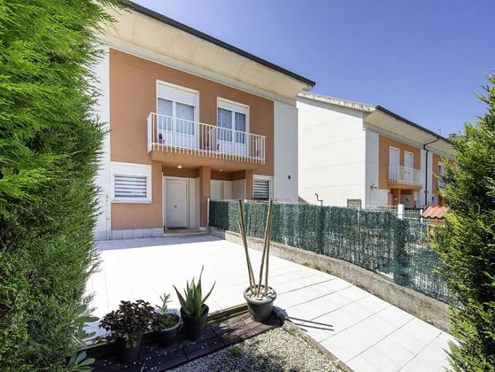 Foto 1 de Casa en venda a Carreño de 4 habitacions amb terrassa i garatge