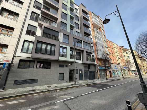 Foto 1 de Venta de piso en Centro - Gijón de 1 habitación con garaje y calefacción