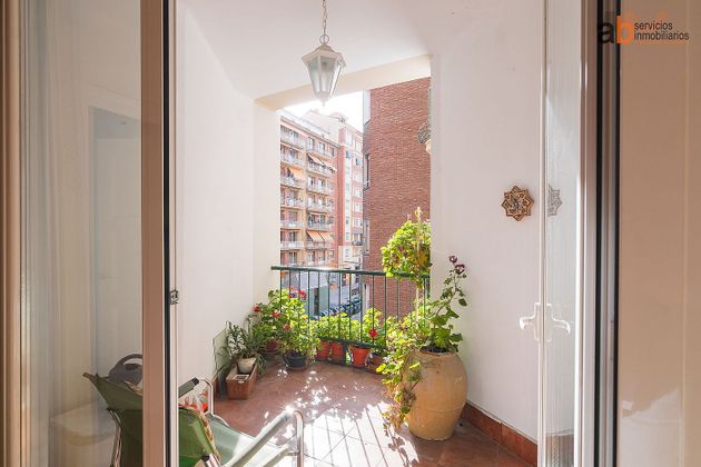 Foto 1 de Pis en venda a calle De Olite de 3 habitacions amb terrassa i balcó