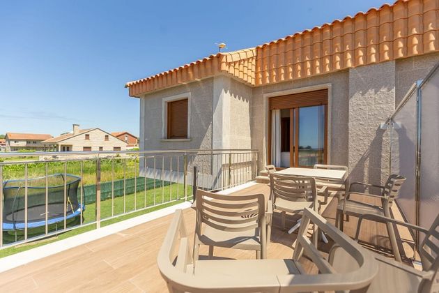 Foto 2 de Piso en alquiler en Adina-Portonovo de 3 habitaciones con terraza y piscina