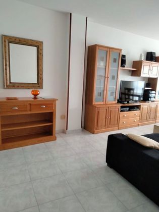 Foto 2 de Piso en alquiler en calle Arenal de 3 habitaciones con terraza y garaje
