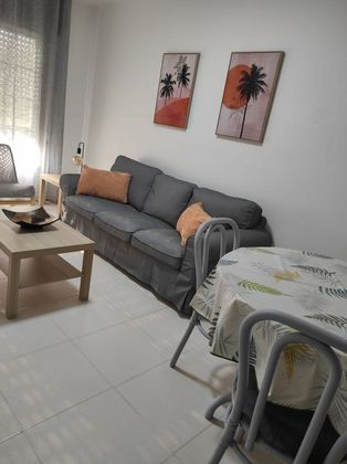 Foto 2 de Pis en lloguer a calle Arturo Fontán Bouzas de 2 habitacions amb garatge i mobles