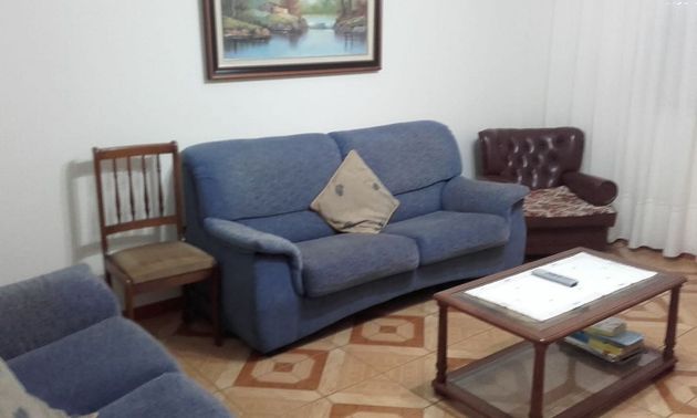 Foto 2 de Casa en lloguer a Adina-Portonovo de 4 habitacions amb mobles i balcó
