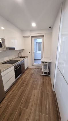 Foto 2 de Pis en lloguer a Adina-Portonovo de 2 habitacions amb garatge i mobles