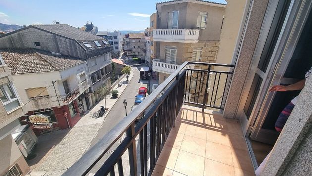 Foto 1 de Pis en lloguer a calle Da Marina de 3 habitacions amb mobles i balcó