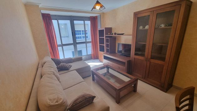 Foto 1 de Piso en alquiler en Adina-Portonovo de 3 habitaciones con garaje y muebles