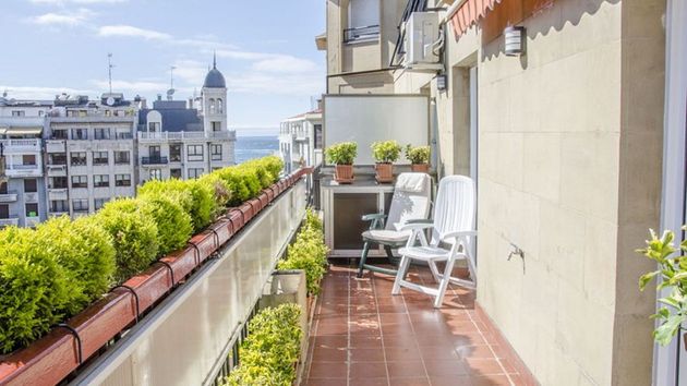 Foto 1 de Piso en alquiler en Centro - San Sebastián-Donostia de 3 habitaciones con terraza y muebles