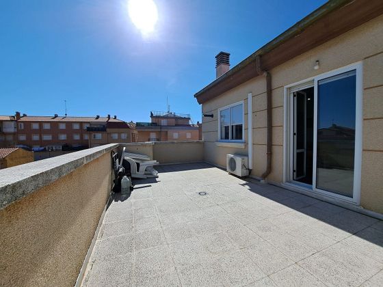 Foto 2 de Àtic en venda a Pizarrales de 1 habitació amb terrassa i aire acondicionat