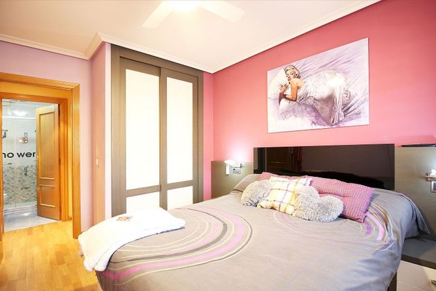 Foto 2 de Pis en venda a Tejares -Chamberí - Alcades de 3 habitacions amb terrassa i piscina