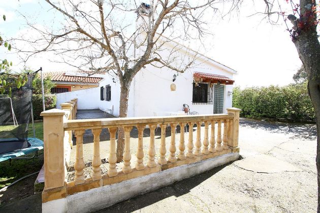 Foto 1 de Venta de casa en urbanización Hoyo de la Mina de 2 habitaciones con piscina y jardín