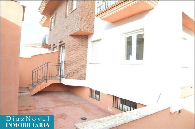 Foto 2 de Casa adossada en lloguer a calle Río Monachil Ogíjares de 3 habitacions amb terrassa i piscina