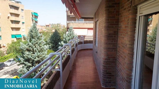Foto 1 de Pis en lloguer a calle Profesor Agustín Escribano de 5 habitacions amb terrassa i garatge
