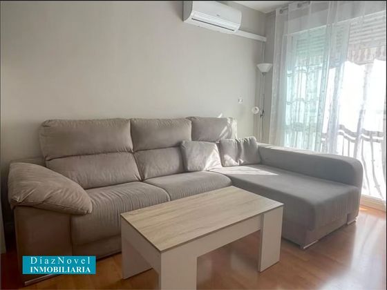 Foto 1 de Piso en alquiler en San Antón de 2 habitaciones con garaje y muebles