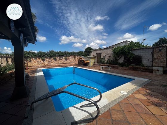 Foto 2 de Xalet en lloguer a Santa María de 5 habitacions amb piscina i garatge
