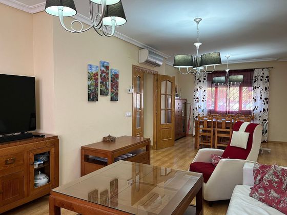 Foto 2 de Casa en venta en Larache de 4 habitaciones con terraza y garaje