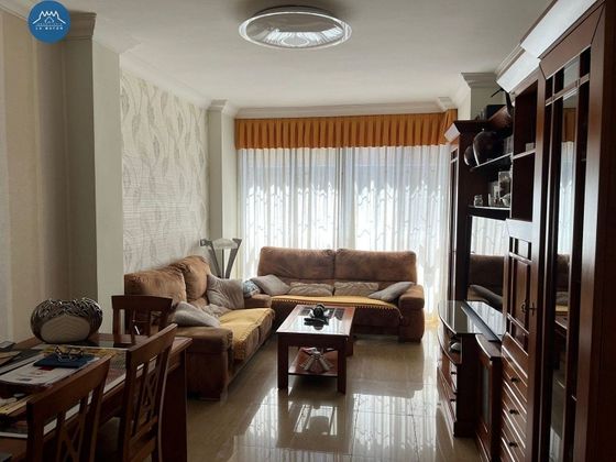 Foto 1 de Venta de piso en Santa María de 4 habitaciones con aire acondicionado y calefacción