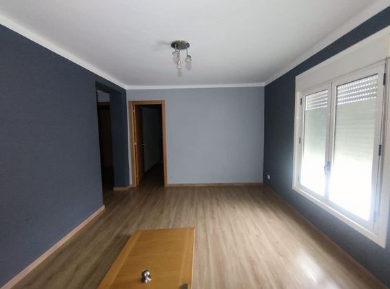 Foto 2 de Venta de piso en calle Monte Caldelas de 3 habitaciones y 76 m²