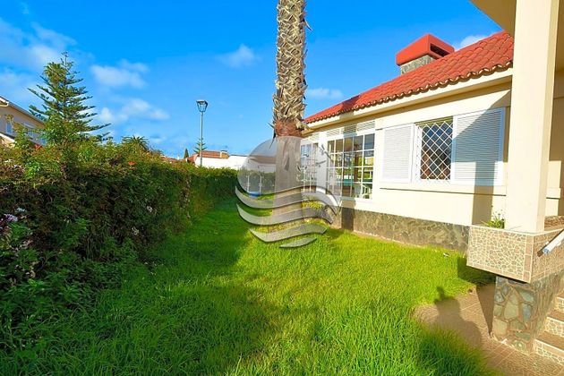 Foto 2 de Chalet en venta en San Cristóbal de La Laguna - La Vega - San Lázaro de 5 habitaciones con terraza y jardín