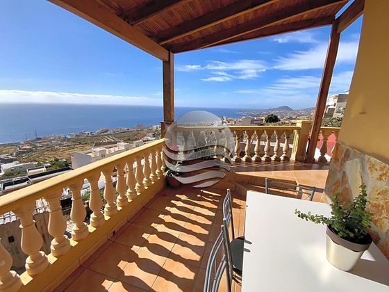 Foto 1 de Xalet en venda a Igueste de Candelaria de 10 habitacions amb terrassa i piscina
