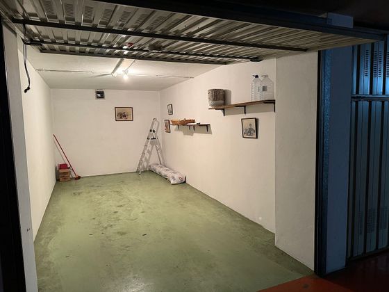Foto 2 de Garaje en venta en calle Lope de Irigoyen Kalea de 16 m²