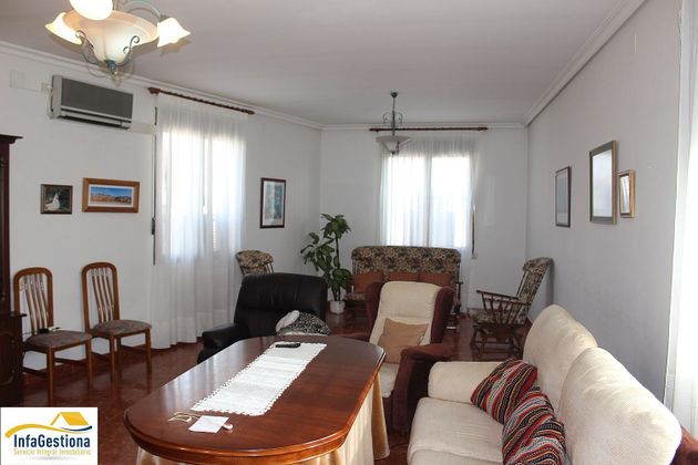 Foto 1 de Chalet en venta en calle Gato de 5 habitaciones con terraza y aire acondicionado