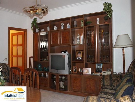 Foto 2 de Xalet en venda a Villanueva de los Infantes de 3 habitacions amb calefacció
