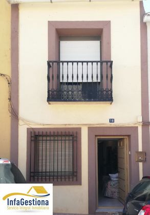 Foto 1 de Venta de chalet en calle Castilla la Mancha de 4 habitaciones y 102 m²