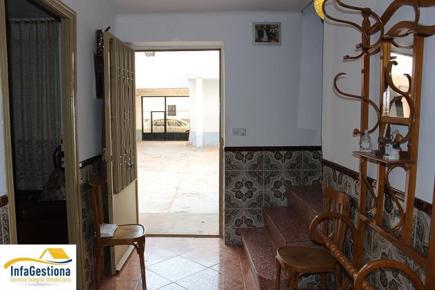 Foto 1 de Xalet en venda a Villanueva de los Infantes de 5 habitacions amb terrassa