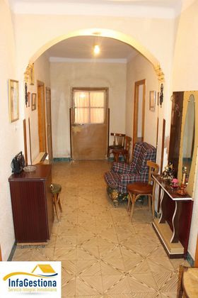 Foto 2 de Chalet en venta en Villanueva de los Infantes de 4 habitaciones con garaje