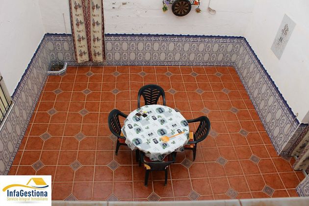 Foto 1 de Xalet en venda a Villanueva de los Infantes de 4 habitacions amb jardí i calefacció