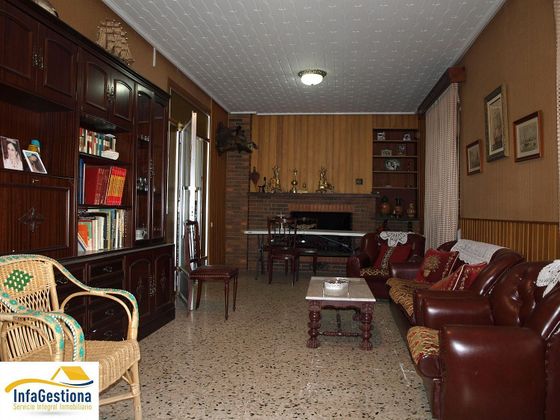 Foto 1 de Xalet en venda a Viso del Marqués de 5 habitacions amb terrassa i balcó