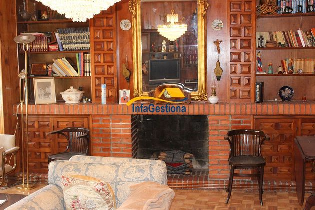 Foto 2 de Piso en venta en Castellar de Santiago de 5 habitaciones con terraza y garaje