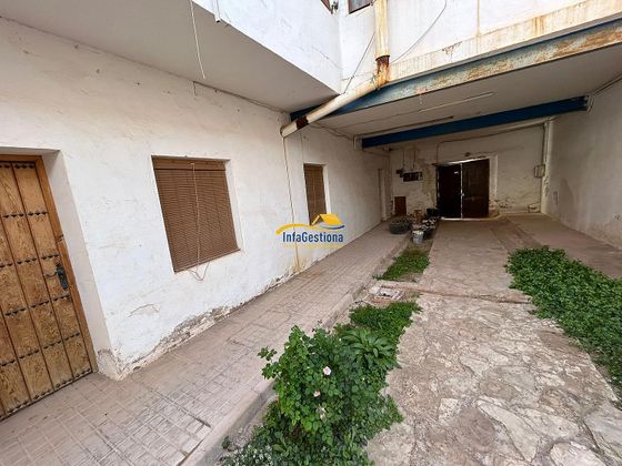 Foto 2 de Casa en venta en Villanueva de los Infantes de 3 habitaciones con jardín