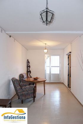 Foto 2 de Xalet en venda a Villanueva de los Infantes de 2 habitacions amb jardí