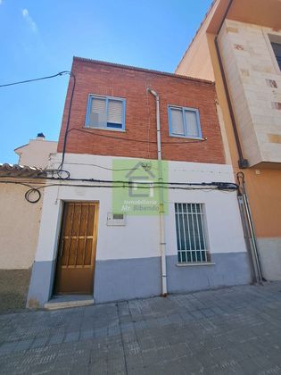 Foto 2 de Casa en venda a San Lázaro de 5 habitacions amb terrassa i garatge