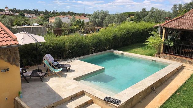 Foto 1 de Casa rural en venda a carretera Fuente de la Corcha de 2 habitacions amb terrassa i piscina