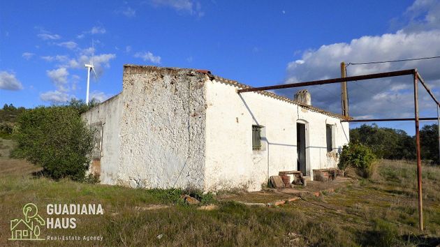 Foto 2 de Casa rural en venda a Villanueva de los Castillejos de 2 habitacions amb jardí