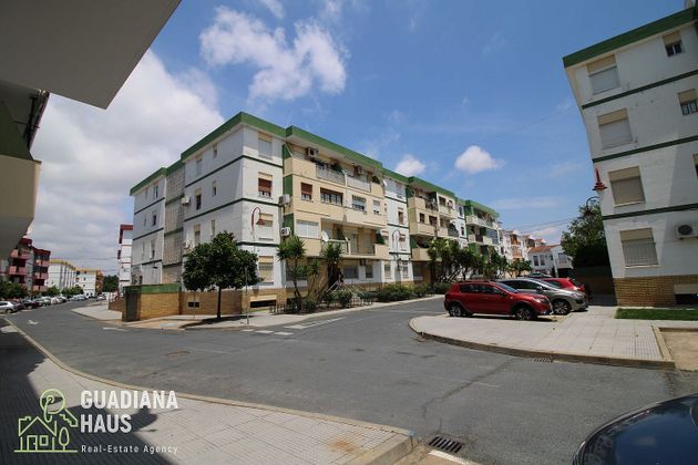 Foto 2 de Pis en venda a avenida Alcalde Narciso Martín Navarro de 4 habitacions amb terrassa i garatge